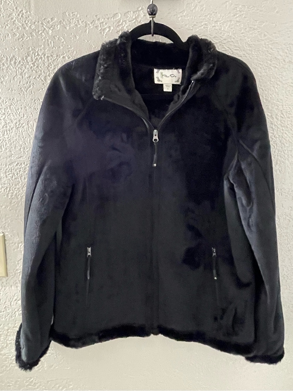 FuDa Y2K Women’s Black Soft Cozy Faux Fur Teddy Jacket with Zip Closure Large
